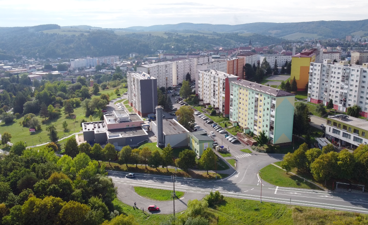 Predaj 2- izbového bytu v Bardejove za skvelú cenu - fotografia 1